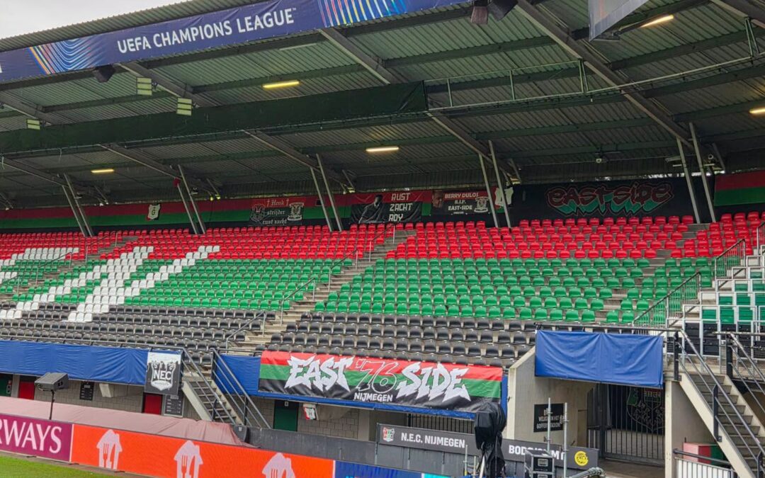 Nieuw East-Side spandoek💪